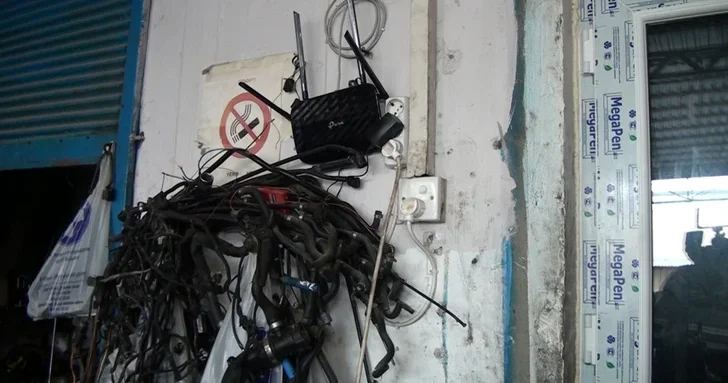 Деятельность автомастерской в Баку приостановлена из за нарушений пожарной безопасности