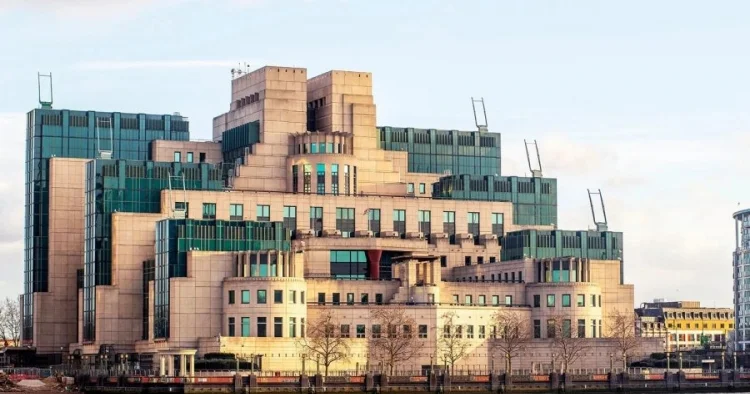 Britaniya kəşfiyyat agentliyi Mİ6 nın rəhbəri təyin edilən ilk qadın