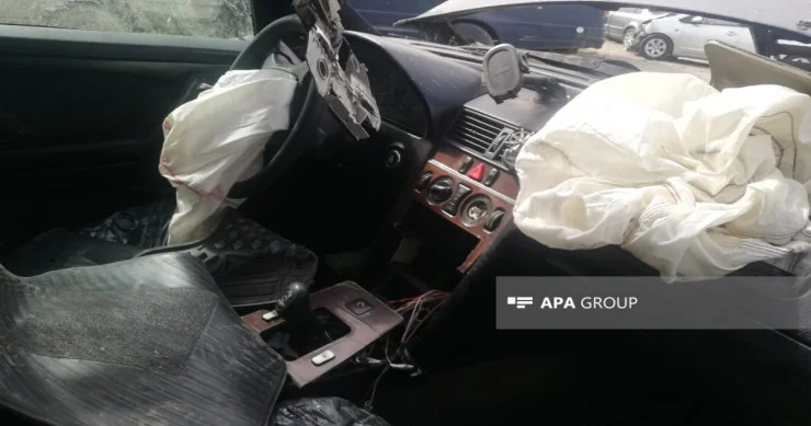 “Range Rover” “Opel”lə toqquşdu 3 ağır yaralı var