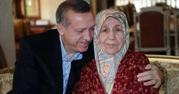 Ərdoğanın Analar günündəki mesajı
