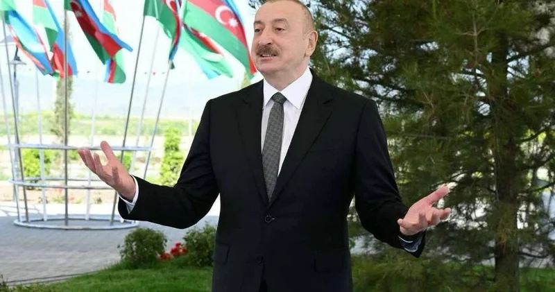 Prezidentlə Ağ Şəhərdə xoşbəxtlik selfisi...
