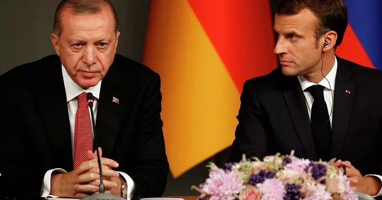 Ərdoğan Makronla Ukraynaya dair müzakirə aparıb