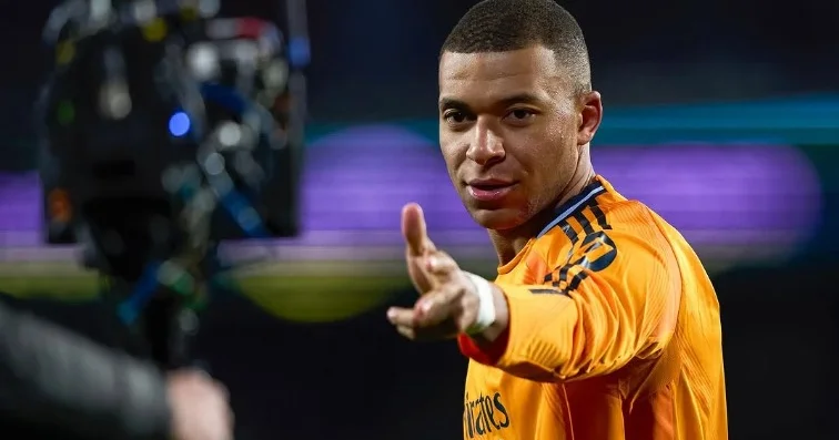 Mbappe Barselona ya 2 qol vurdu, tarixi rekorda imza atdı