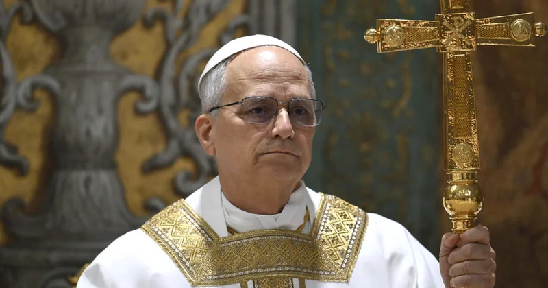 Papa XIV Leo Ukraynanı sülhə çağırıb