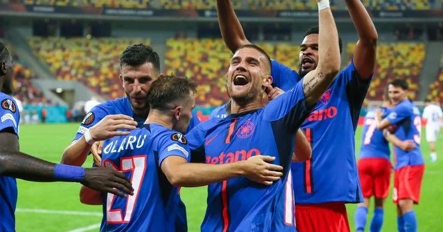 Bu klub 28 ci dəfə ölkə çempionu oldu FOTO