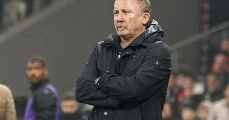 Beşiktaş dan Sergen Yalçın qərarı