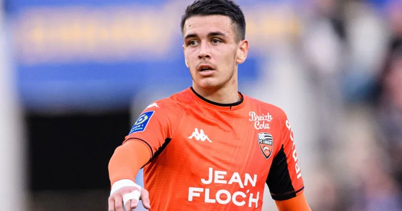 “Roma”dan 23 milyonluq transfer