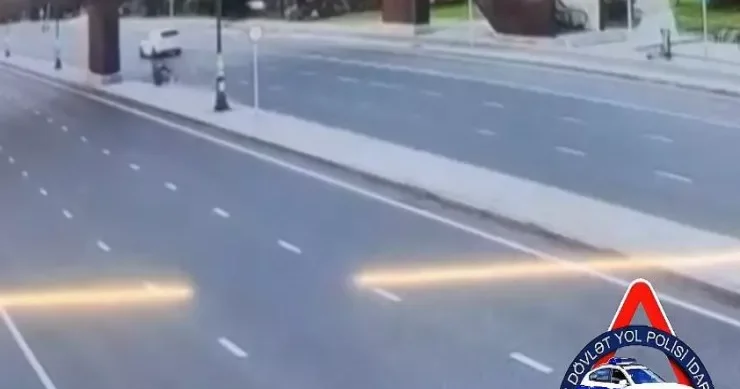 Bakıda gənc motosikletçinin öldüyü qəzanın GÖRÜNTÜLƏRİ