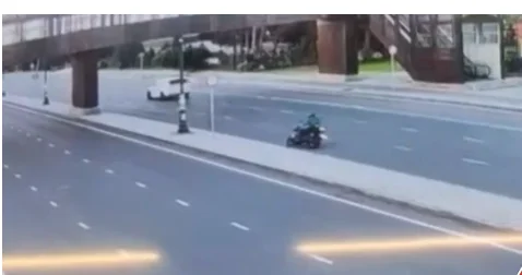Səhər saatlarında dəhşətli qəza Gənc motosikletçi yerindəcə həlak oldu + VİDEO