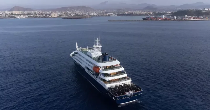 Четверо украинцев остаются в экипаже MV Hondius на фоне вспышки хантавируса на судне