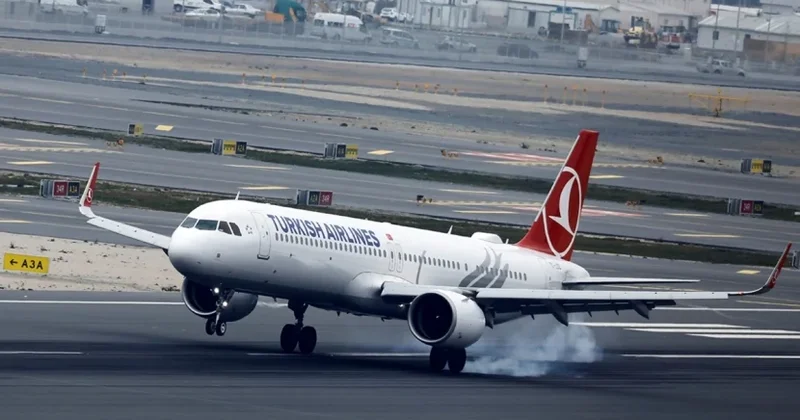 273 sərnişin daşıyan Türkiyə təyyarəsi alovlandı