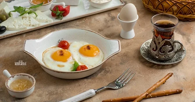 Mərdəkanın ən gözəl məkanı Qoşa Qala restoranında su qiymətinə MÖHTƏŞƏM səhər yeməyi
