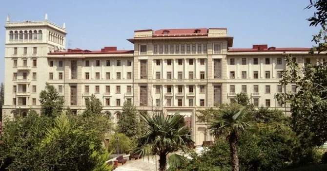 Azərbaycanda xüsusi karantin rejimi gücləndirildi RƏSMİ