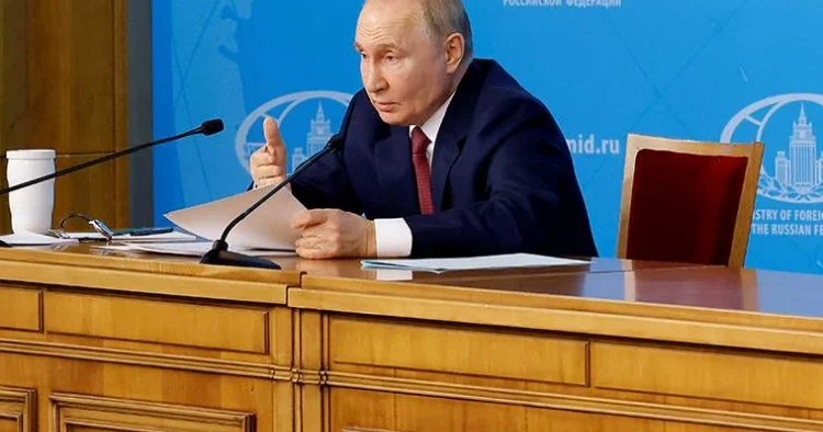 Putindən İran uranının Rusiyaya ixracına reaksiya