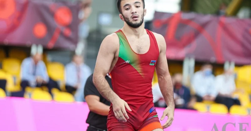 Turan Bayramov 1/8 finalda uduzdu