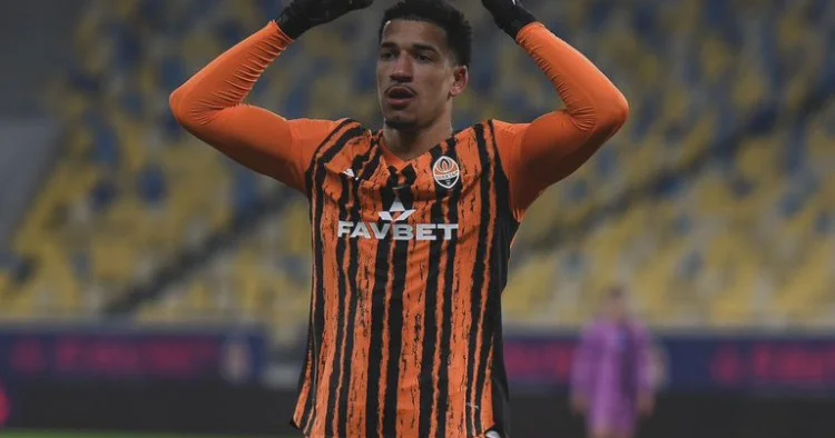 Braziliyalı hücumçu Qalatasaray la Barselona nın hədəfində