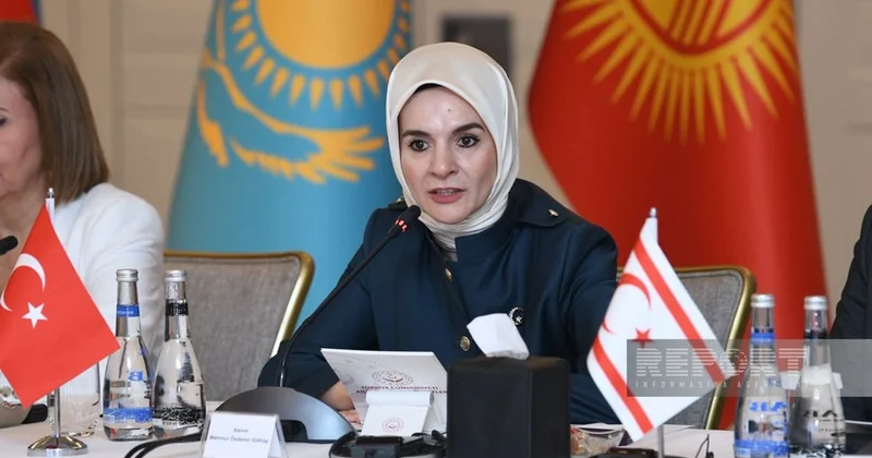Махинур Оздемир Гёкташ: Важно сохранить и передать будущим поколениям институт семьи