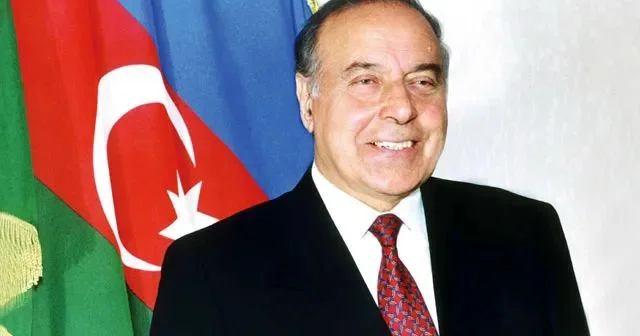 Azərbaycanın quruculuq salnaməsində əbədi imza Ümummilli lider Heydər Əliyev
