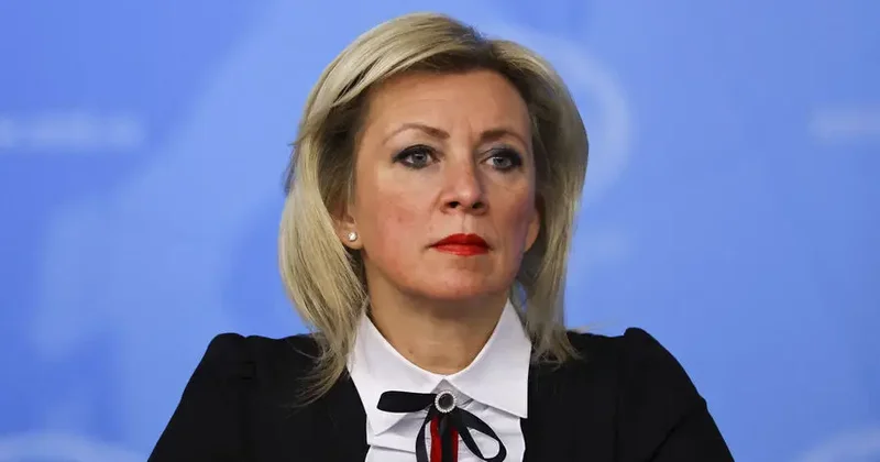 Zaxarova Ukrayna böhranının həllinə yanaşmadan danışıb