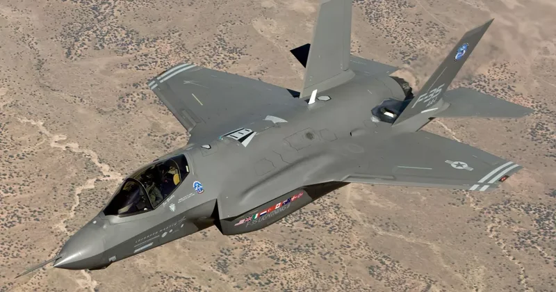 Пентагон вдвое сокращает число закупок F 35