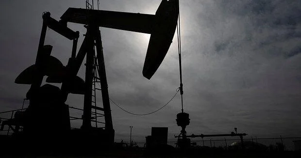 Добыче нефти в США предсказали падение