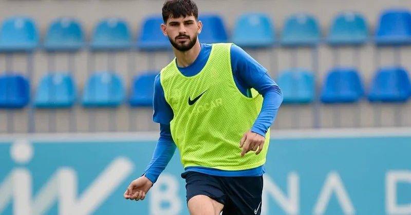 “Rəqibləri gözümüzdə böyütməmək lazımdır” Millimizin futbolçusu