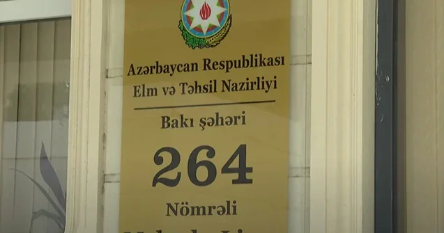 Bu məktəb xəbərdarlığı heçə sayıb pulla attestat verir? Video