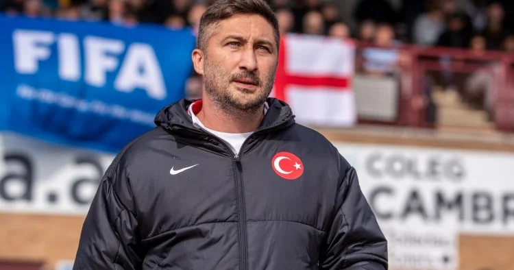 Sabri Sarıoğlu Türkiyə millisindən ayrıldı