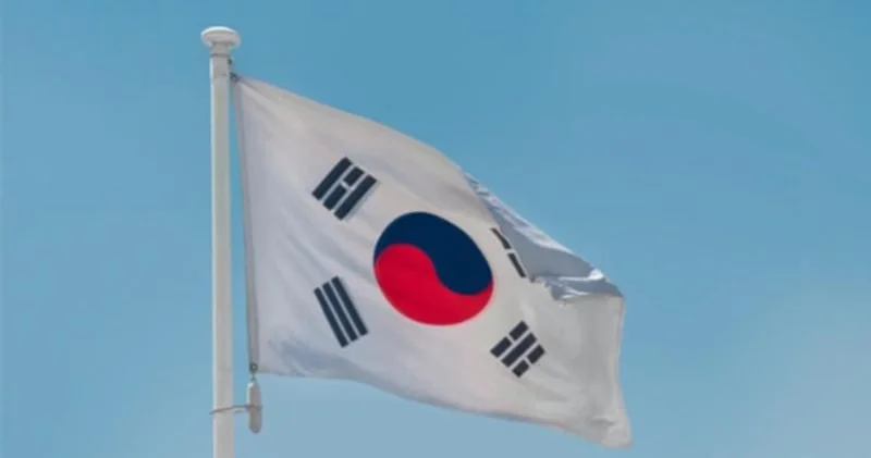Cənubi Koreya liderindən Kim Çenə JEST