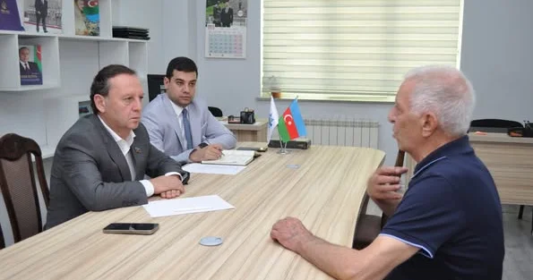 Deputat Samir Vəliyev seçiciləri ilə fərdi qaydada görüş keçirib