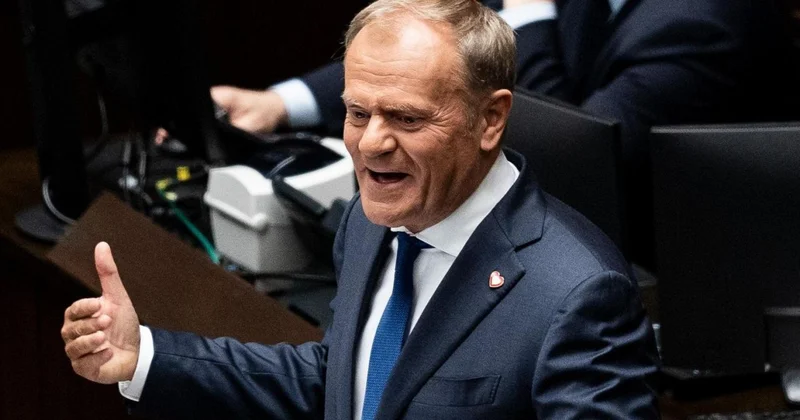 Polşa bu ölkələrlə vizasız rejimi ləğv etməyə hazırlaşır