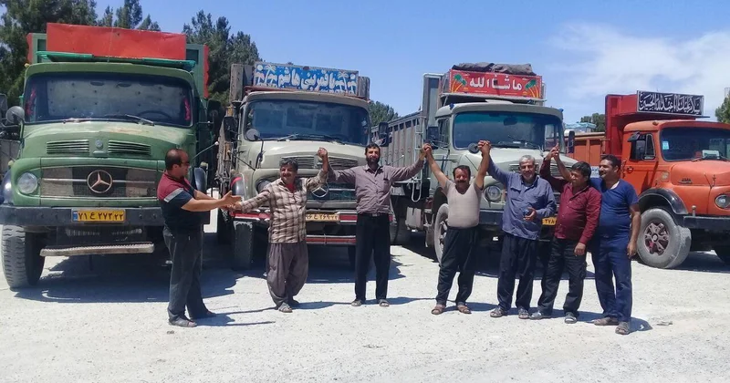 Üsyan sükanı arxasında: İranda etiraz yükü artıq daşınmır