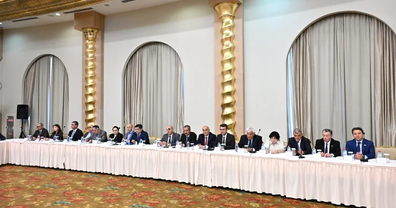 Bakıda “Konstitusiya etnomədəni müxtəlifliyin qarantı kimi” mövzusunda konfrans keçirilib