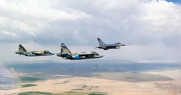 Azərbaycan qırıcılarını havaya qaldırdı Video