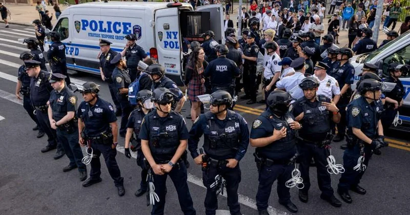 Nyu Yorkda etiraz aksiyasında polis 80 dən çox şəxsi saxlayıb