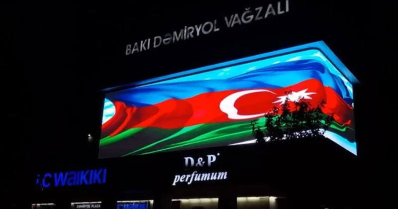 Azərbaycanda bir ilk: Brand Media Groups ölkənin ən böyük 3D monitorunu quraşdırdı