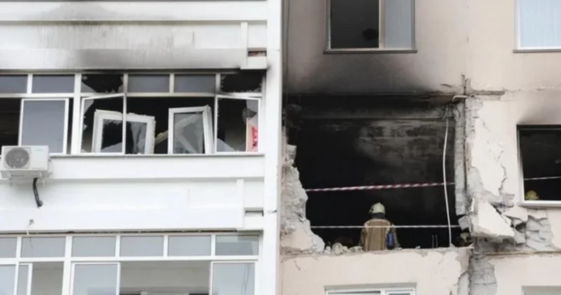 Ermənistanda yaşayış binasında partlayış 3 ölü