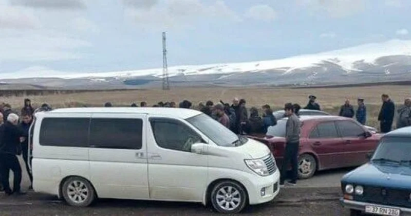 Ermənistan Gürcüstan sərhəd keçid məntəqəsində problem yaranıb