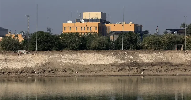 ABŞ Bağdad səfirliyindən işçilərini çıxarmağa hazırlaşır
