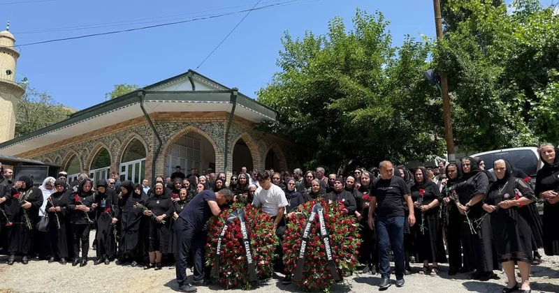 ƏMİSİ CEYHUNUN İZİ İLƏ GEDƏN VƏ ONUN ADINI DAŞIYAN ŞƏHİD! Ordubadda bir ailənin iki şəhidi yad edildi / Video, Foto