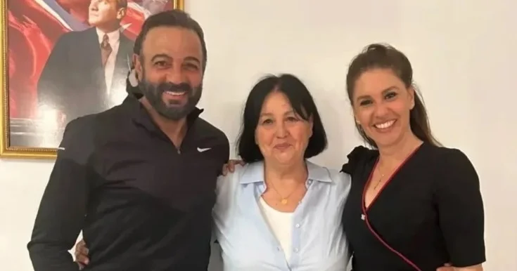 Sevgilisini anası ilə tanış etdi