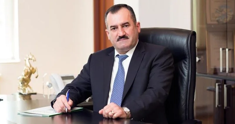 Klinika rəhbərinin ölkədən çıxışına stop qoyuldu 600 mindən çox borcu var