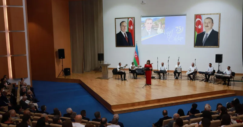 Şəkidə şair publisist Vaqif Aslanın 75 illik yubileyi qeyd olunub