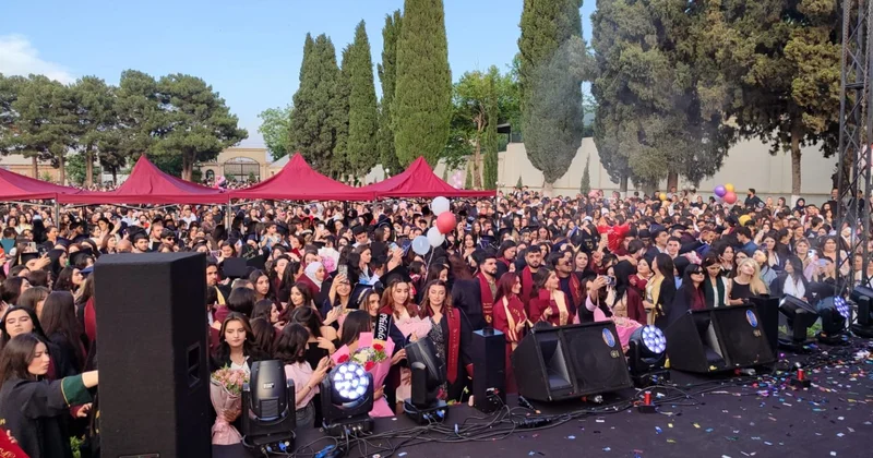 Gəncə Dövlət Universitetində “Məzun Günü” FOTOLAR