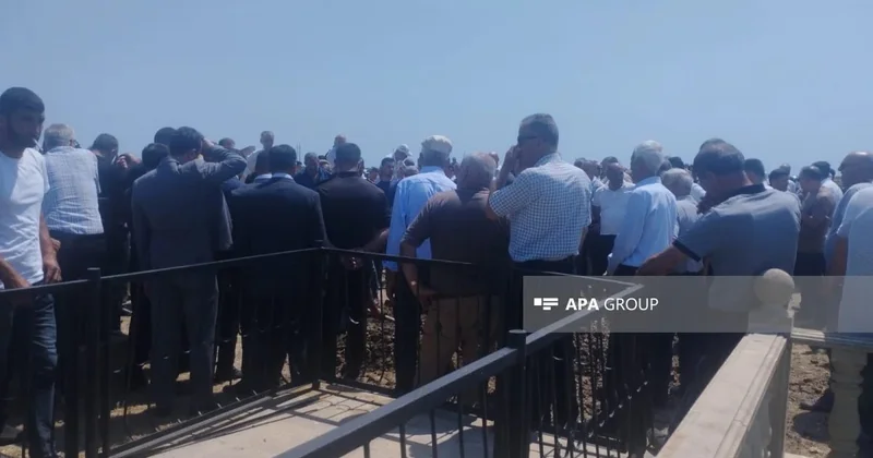 Azov dənizində həlak olan gəmi kapitanı Neftçalada dəfn olundu FOTO