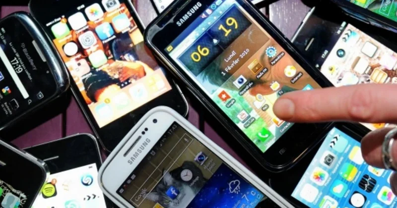 Köhnə mobil telefonlarda qalan şəxsi məlumatlar necə silinir? ARAŞDIRMA