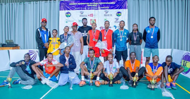 Azərbaycan Badminton Federasiyası Ruandaya idman ləvazimatları göndərib