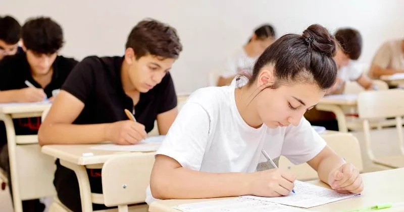 Abituriyentlərin nəzərinə: gələcəyin ən perspektivli ixtisasları açıqlandı