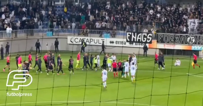 “Neftçi Arena”da gərginlik və üç “qırmızı” VİDEO