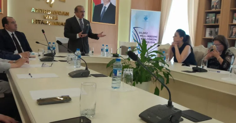 Milli Kitabxanada “Dilimiz milli mədəni kimliyimizin təməlidir mövzusunda seminar təşkil olunub
